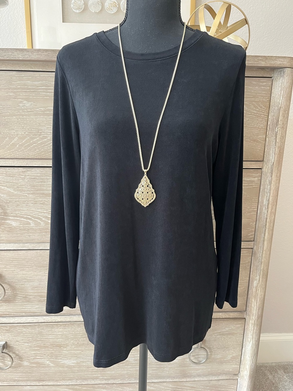 Chicos pullover black long sleeve silky shirt Sz 2=Large Like New